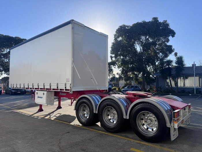 2012 Vawdrey St3 Lead A 12 Pallet Refrigerated Curtain Sider