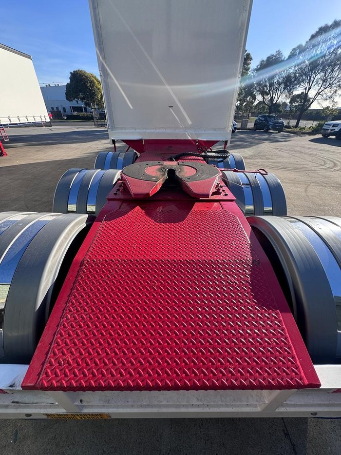 2012 Vawdrey St3 Lead A 12 Pallet Refrigerated Curtain Sider