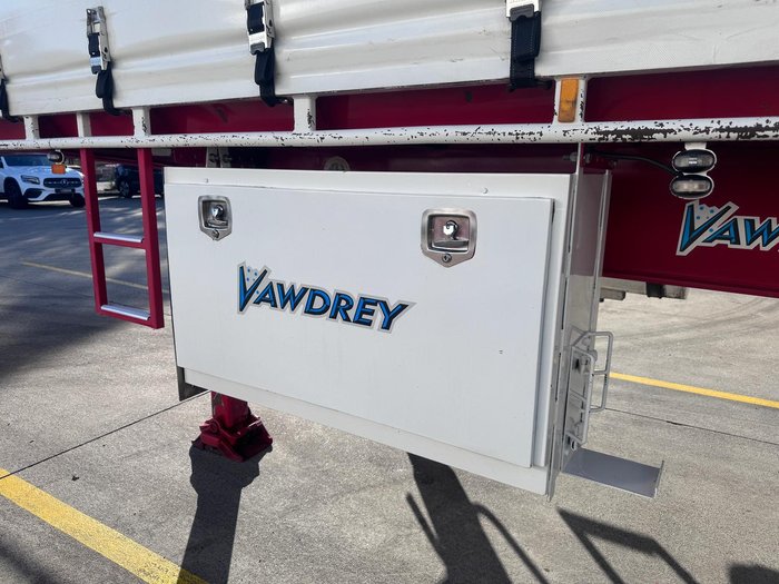 2012 Vawdrey St3 Lead A 12 Pallet Refrigerated Curtain Sider