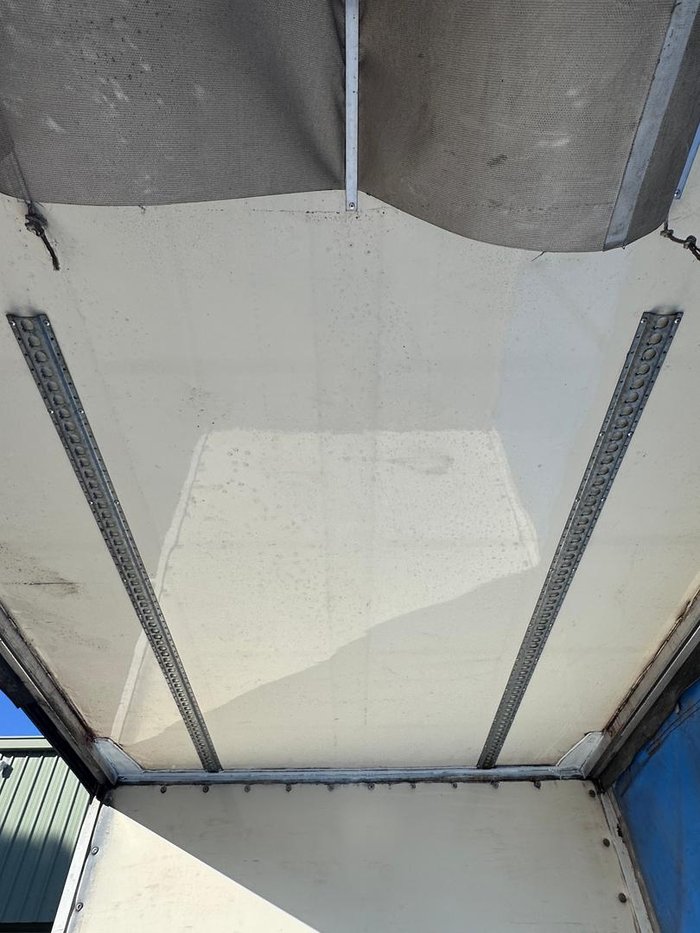 2012 Vawdrey St3 Lead A 12 Pallet Refrigerated Curtain Sider