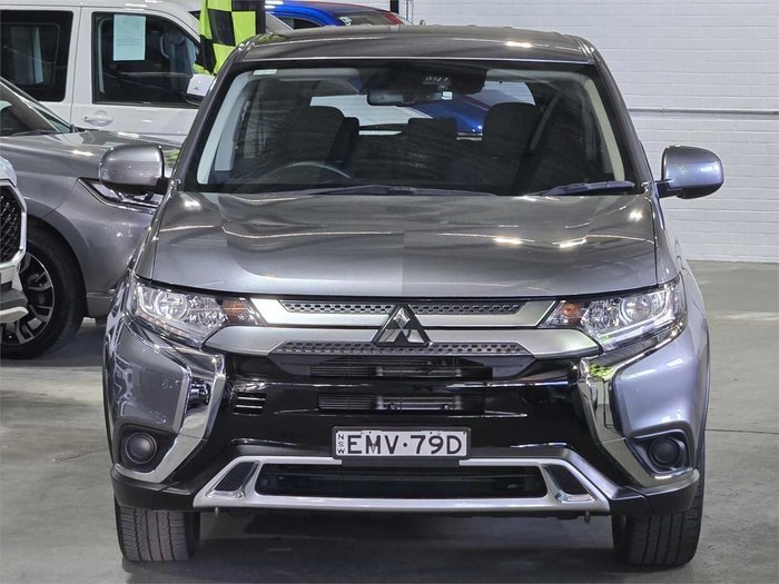2020 Mitsubishi Outlander ES