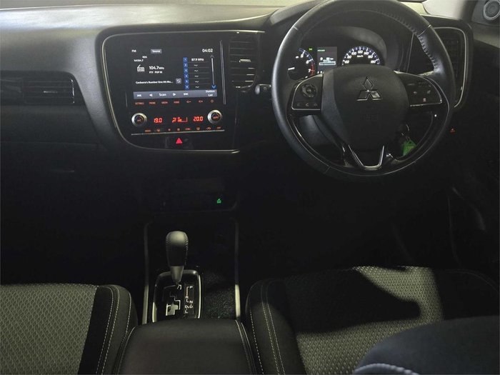 2020 Mitsubishi Outlander ES