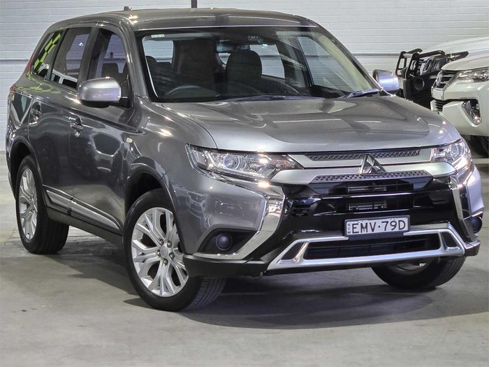2020 Mitsubishi Outlander ES