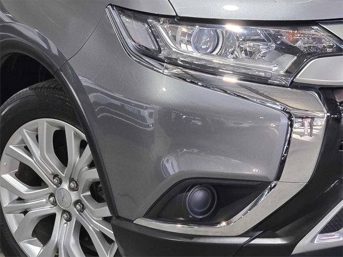 2020 Mitsubishi Outlander ES