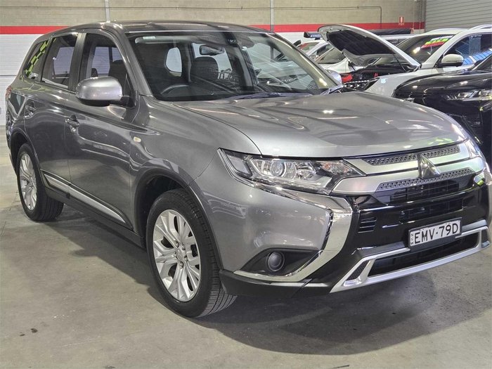 2020 Mitsubishi Outlander ES