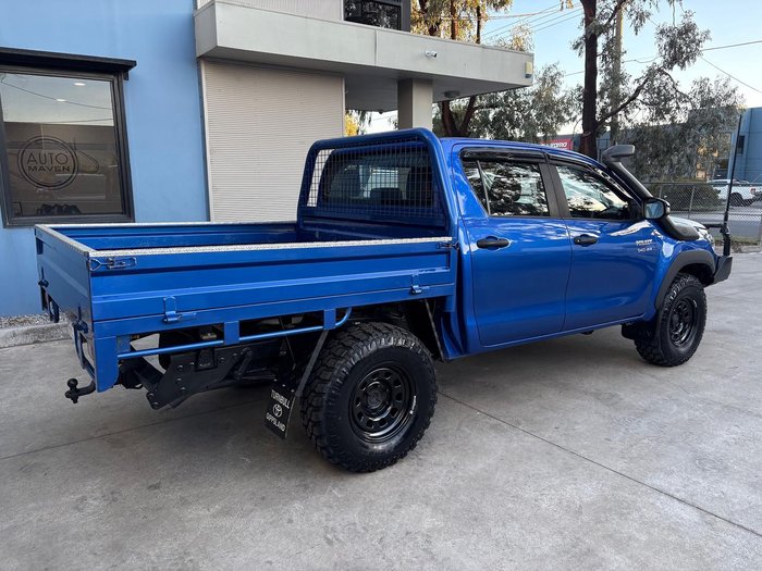 2019 Toyota Hilux SR