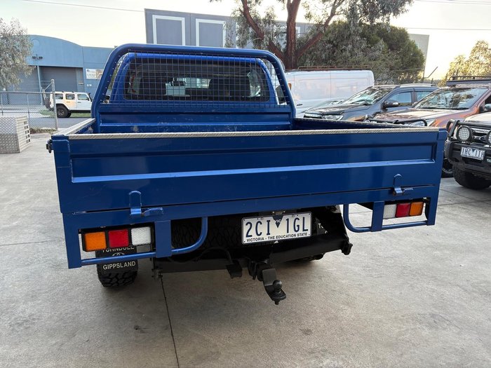 2019 Toyota Hilux SR