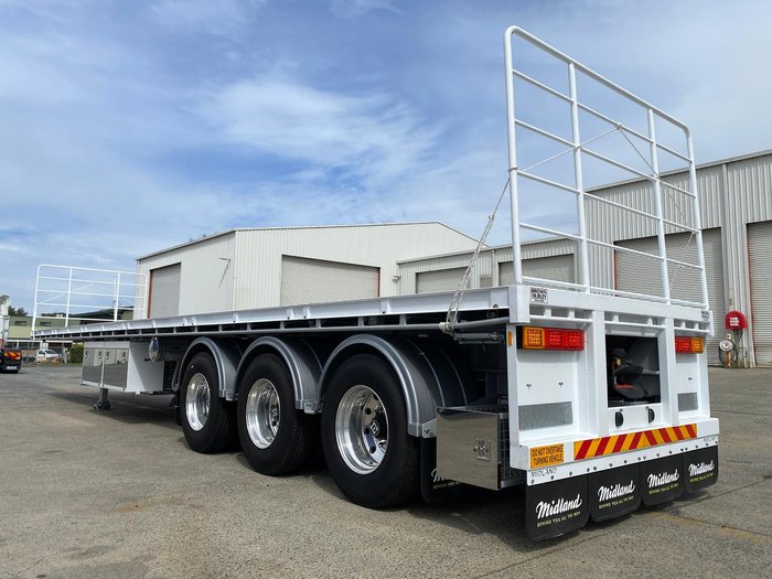 2026 Midland Tri Axle Flat T