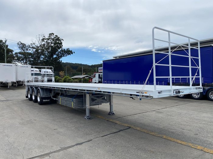 2025 Midland 2025 Flat Top Trailer