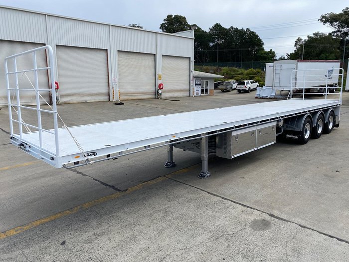 2026 Midland Tri Axle Flat T