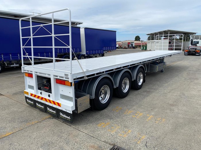 2026 Midland Tri Axle Flat T