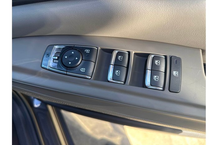 2025 Kia Carnival GT-Line HEV