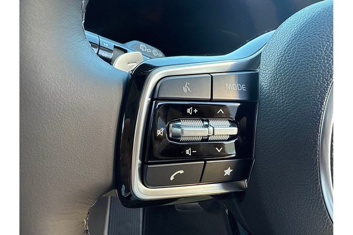 2025 Kia Carnival GT-Line HEV