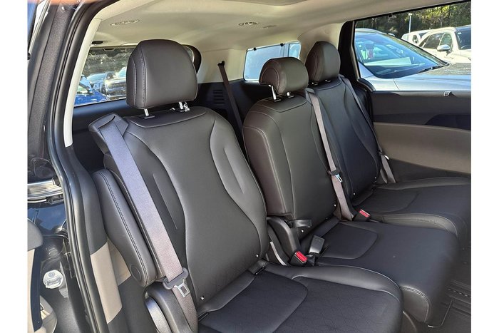 2025 Kia Carnival GT-Line HEV