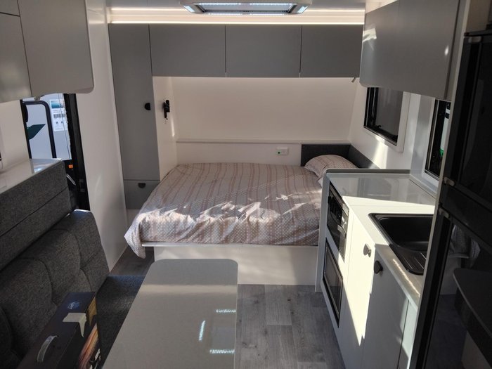 2025 Traveller Destination Cruise 15Ft Couples Semi Off-Road Full Composite