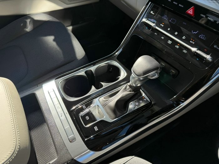 2023 Kia Carnival Si