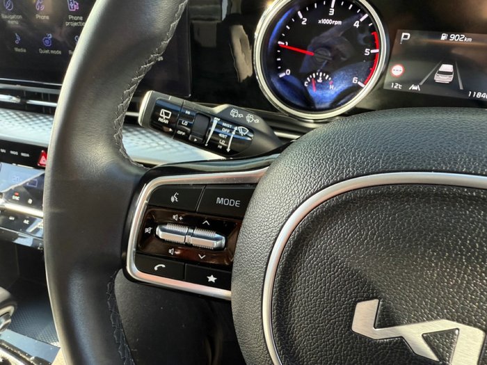 2023 Kia Carnival Si