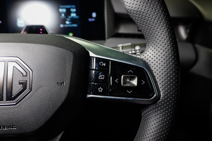 2025 MG MGS5 EV Excite 49