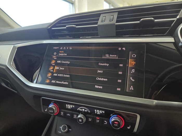 2022 Audi Q3 35 TFSI