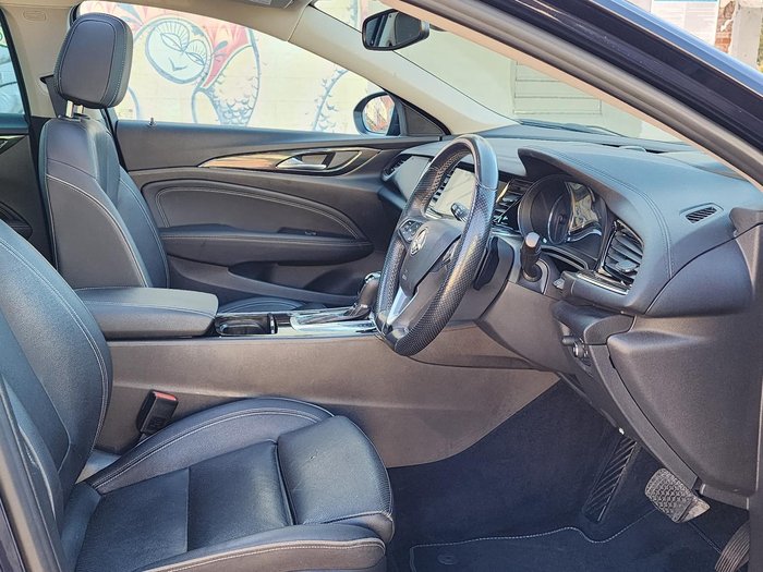 2017 Holden Calais V