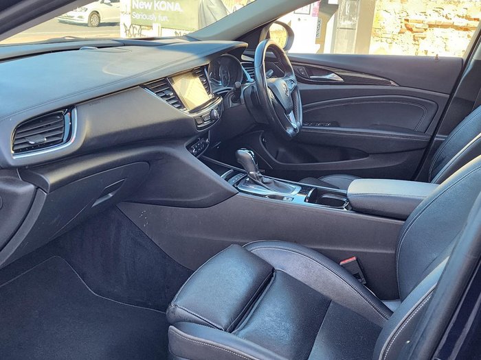 2017 Holden Calais V