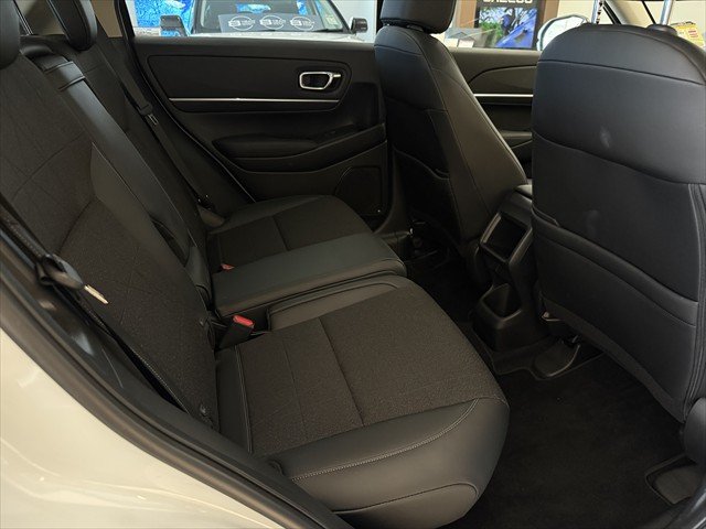 2025 Honda HR-V e:HEV X