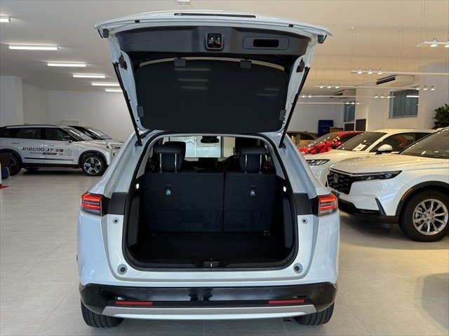 2025 Honda HR-V e:HEV X