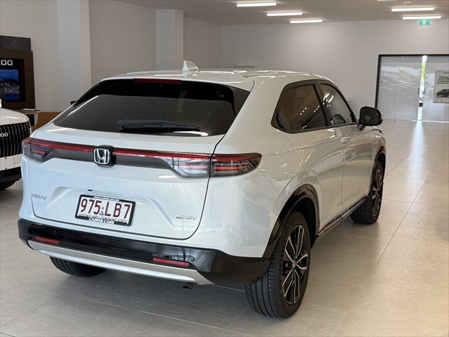 2025 Honda HR-V e:HEV X