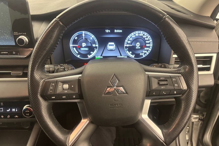 2022 Mitsubishi Outlander PHEV Exceed
