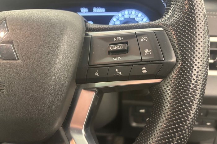 2022 Mitsubishi Outlander PHEV Exceed