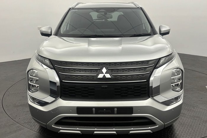 2022 Mitsubishi Outlander PHEV Exceed