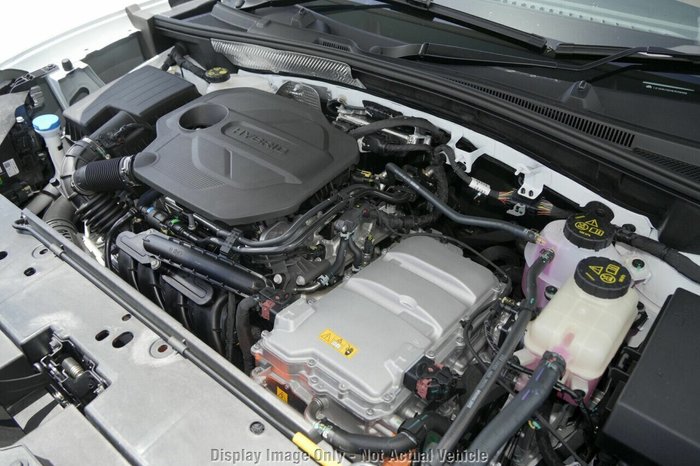 2025 MG ZS Essence Hybrid+