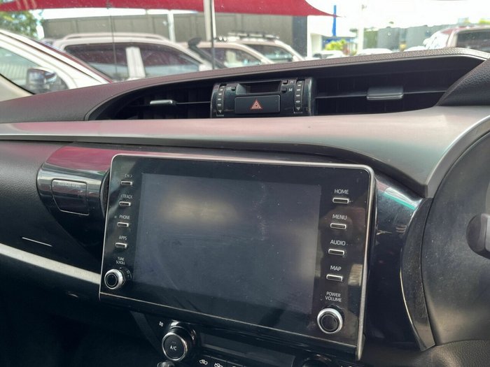 2020 Toyota Hilux SR5
