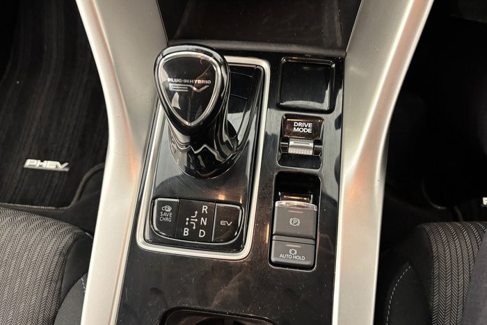 2023 Mitsubishi Eclipse Cross PHEV ES