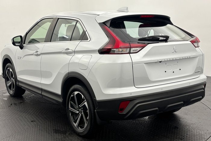 2023 Mitsubishi Eclipse Cross PHEV ES