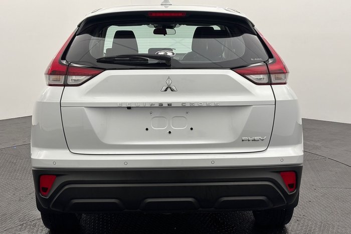 2023 Mitsubishi Eclipse Cross PHEV ES