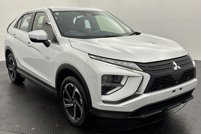2023 Mitsubishi Eclipse Cross PHEV ES