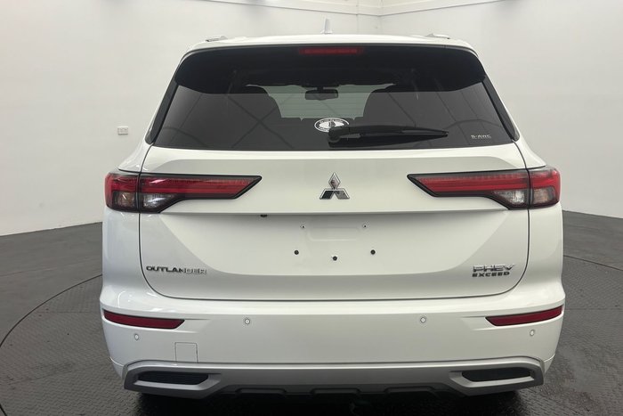 2022 Mitsubishi Outlander PHEV Exceed