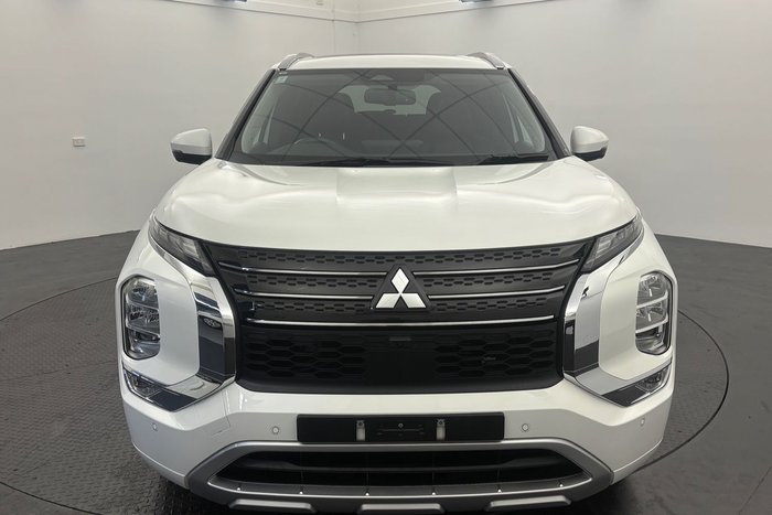 2022 Mitsubishi Outlander PHEV Exceed