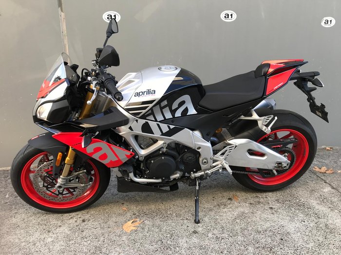2018 Aprilia Tuono V4 1100 Factory 