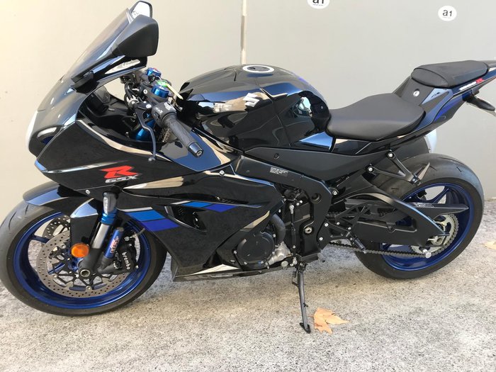 2017 Suzuki GSX-R1000R