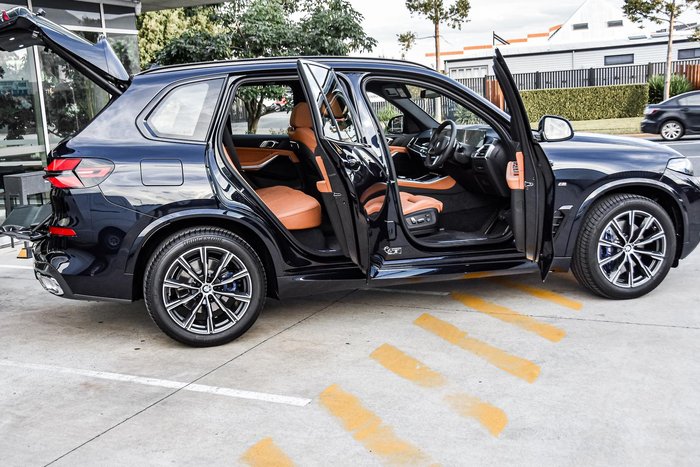 2025 BMW X5 xDrive30d M Sport G05 LCI 4X4 Constant M Carbon Black