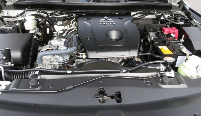 2023 Mitsubishi Triton GLX
