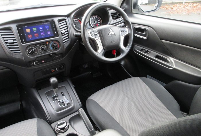 2023 Mitsubishi Triton GLX