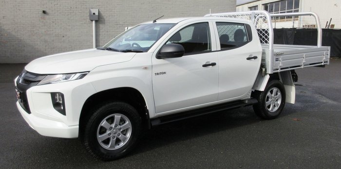 2023 Mitsubishi Triton GLX