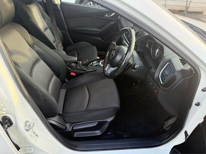 2014 Mazda 3 Maxx