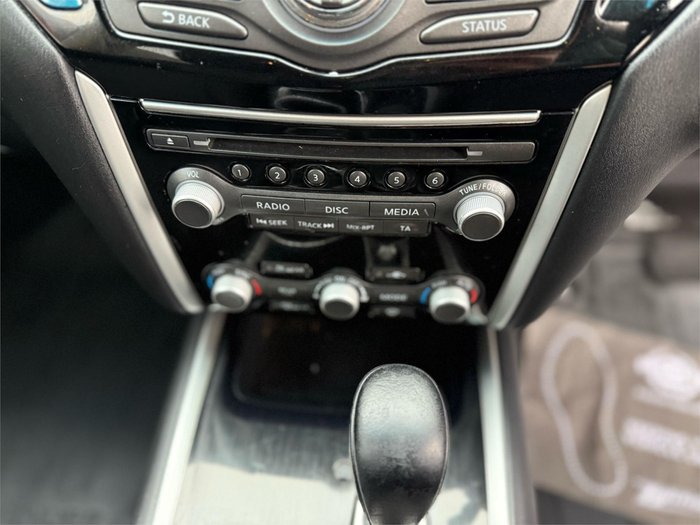 2020 Nissan Pathfinder ST
