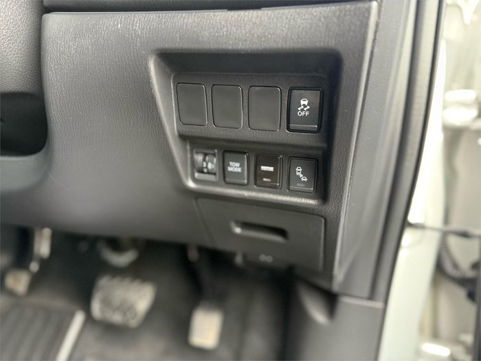 2020 Nissan Pathfinder ST