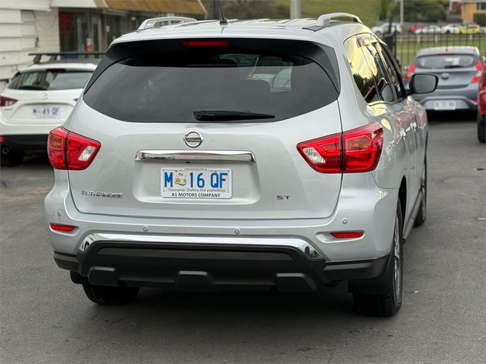2020 Nissan Pathfinder ST