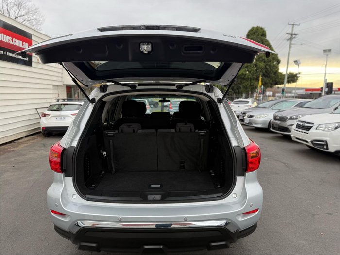 2020 Nissan Pathfinder ST